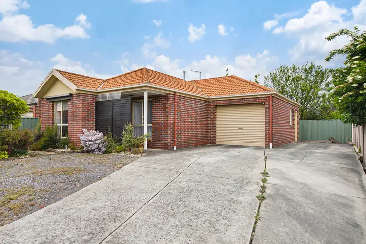 21 Domain Gardens, Sebastopol VIC 3356