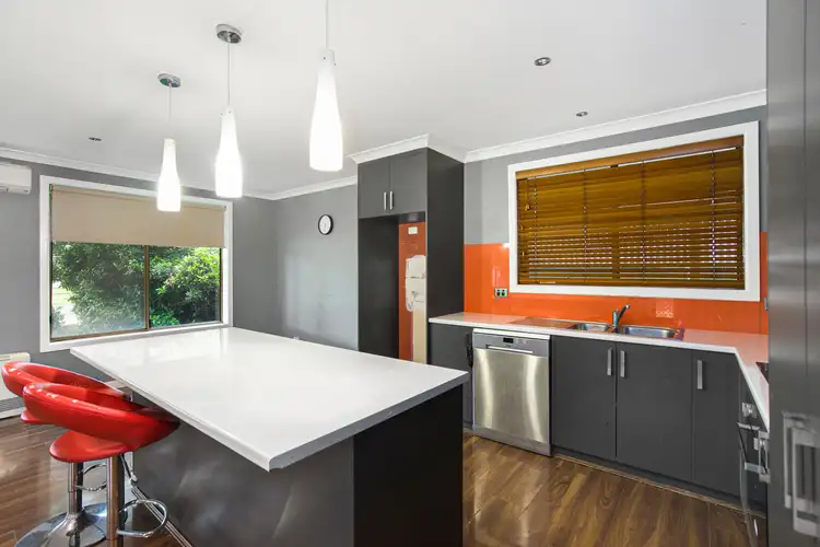 Third view of Homely house listing, 8 Marigold Street, Wendouree VIC 3355