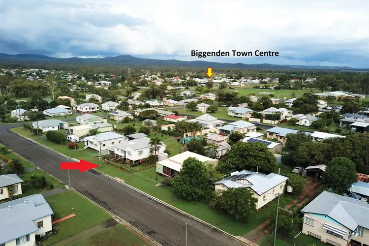Fourth view of Homely house listing, 15 Brooks Street, Biggenden QLD 4621