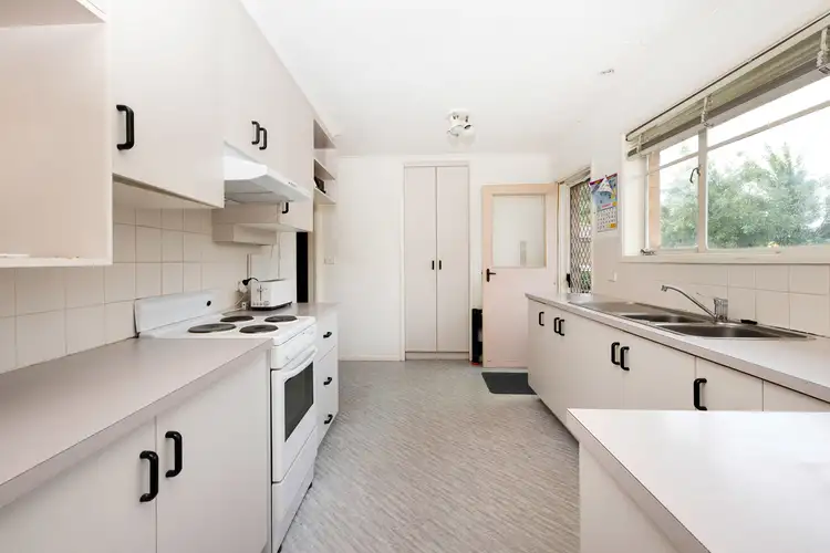 Sixth view of Homely house listing, 7 Leake Place, Curtin ACT 2605