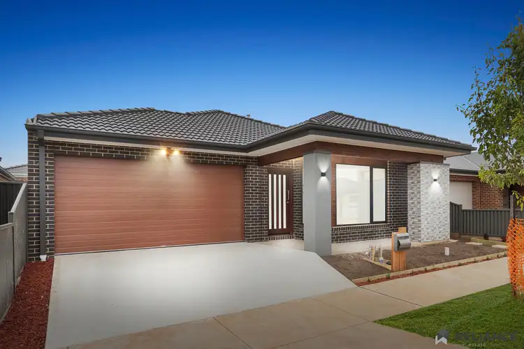 14 Monaco Grove, Strathtulloh VIC 3338