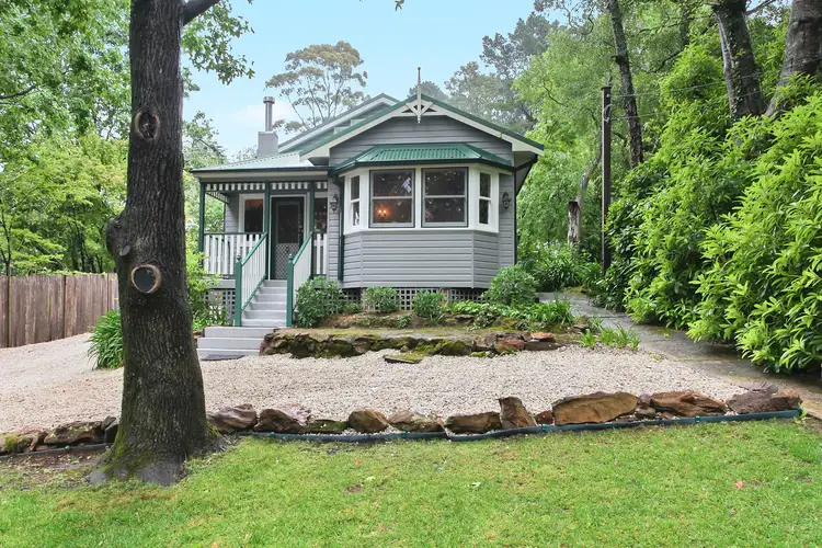 5 Tennyson Avenue, Leura NSW 2780