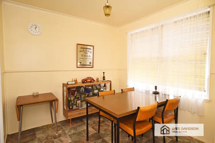 Fifth view of Homely house listing, 8 Knight Place, Horsham VIC 3400