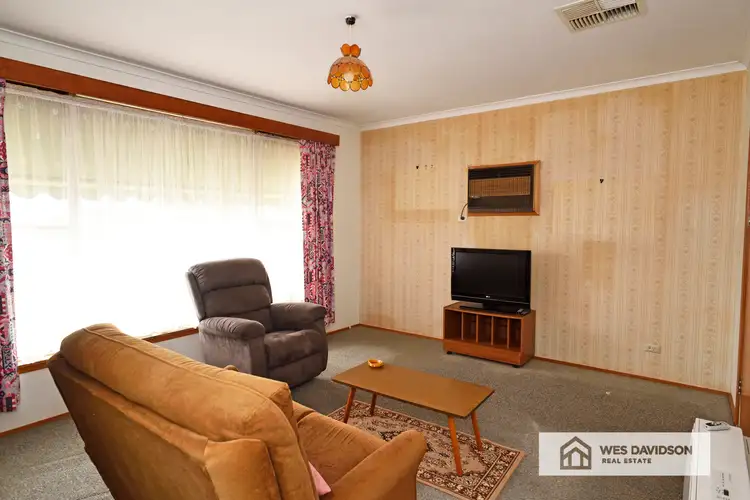 Seventh view of Homely house listing, 8 Knight Place, Horsham VIC 3400