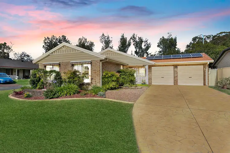 5 Jenkins Place, Blue Haven NSW 2262
