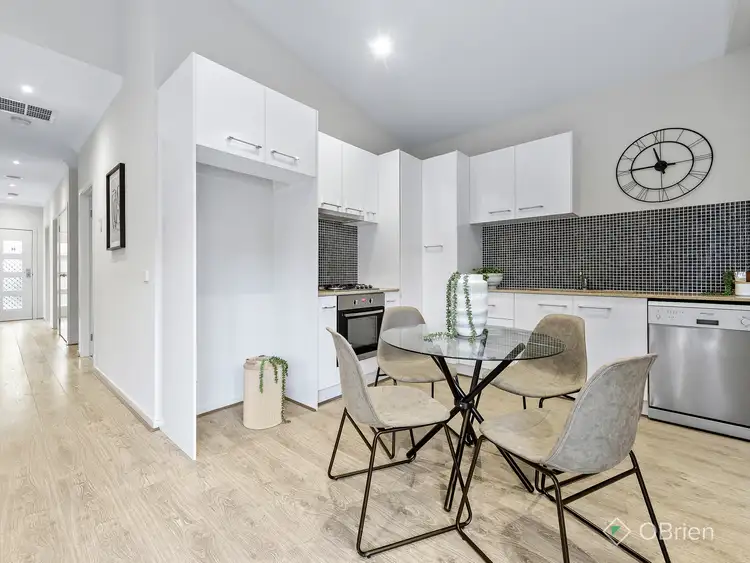 Fifth view of Homely townhouse listing, 28/2-22 Breanne Place, Keysborough VIC 3173