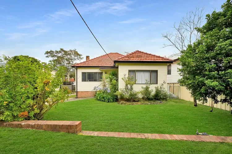 314 Pacific Highway, Belmont North NSW 2280