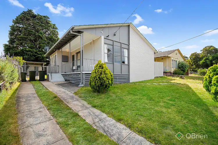 13 Forest Drive, Frankston North VIC 3200