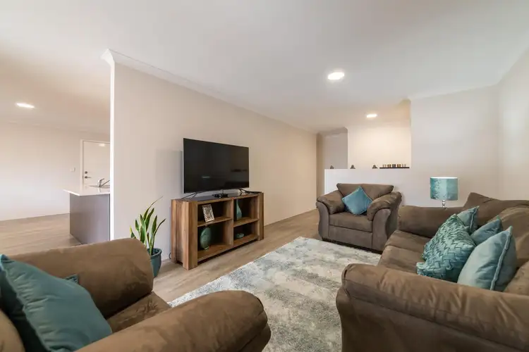 Fourth view of Homely apartment listing, Level 2/12/105 Anstruther Road, Mandurah WA 6210