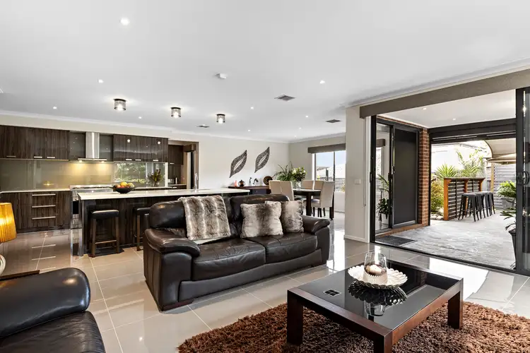 Fourth view of Homely house listing, 8 Joeys Run, South Morang VIC 3752