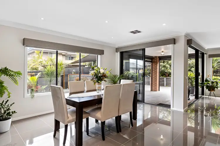 Fifth view of Homely house listing, 8 Joeys Run, South Morang VIC 3752