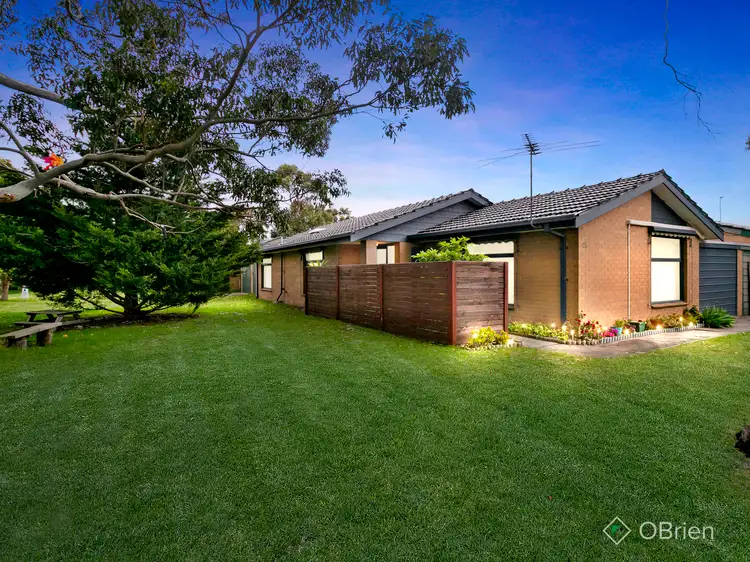 24 Chelbara Court, Chelsea VIC 3196