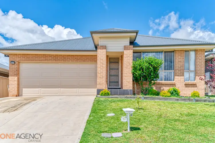 9a Glasson Drive, Orange NSW 2800