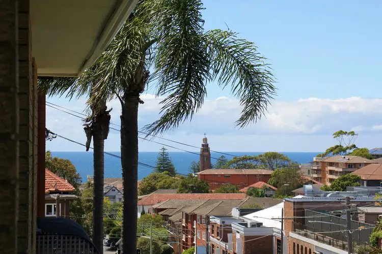 Main view of Homely unit listing, 8/9 Carr Street, Coogee NSW 2034
