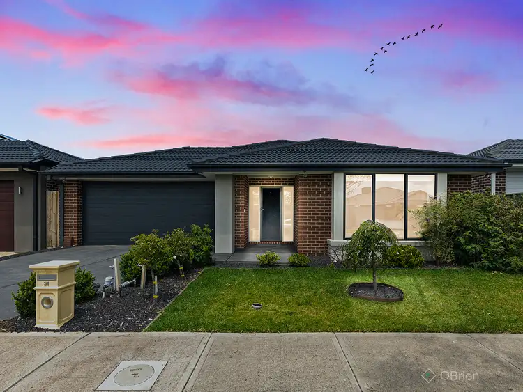 31 Pamplona Way, Clyde North VIC 3978