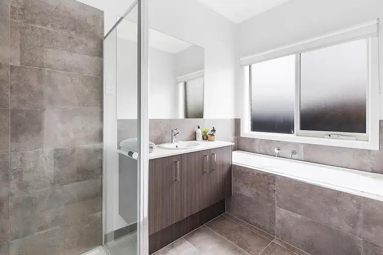 Fourth view of Homely unit listing, 1/274 Roslyn Road, Highton VIC 3216