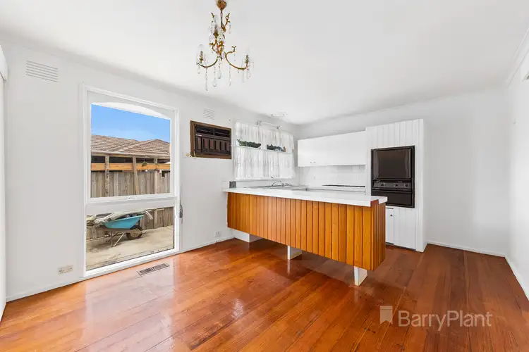 Fifth view of Homely unit listing, 1/173 St Albans Road, St Albans VIC 3021