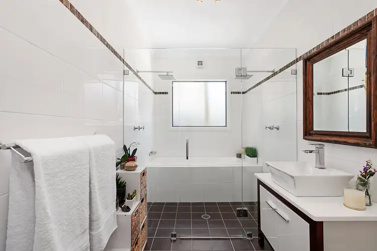 Fifth view of Homely house listing, 124 Avoca Drive, Green Point NSW 2251