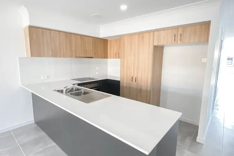 Sixth view of Homely house listing, 5 Darling Court, Flagstone QLD 4280