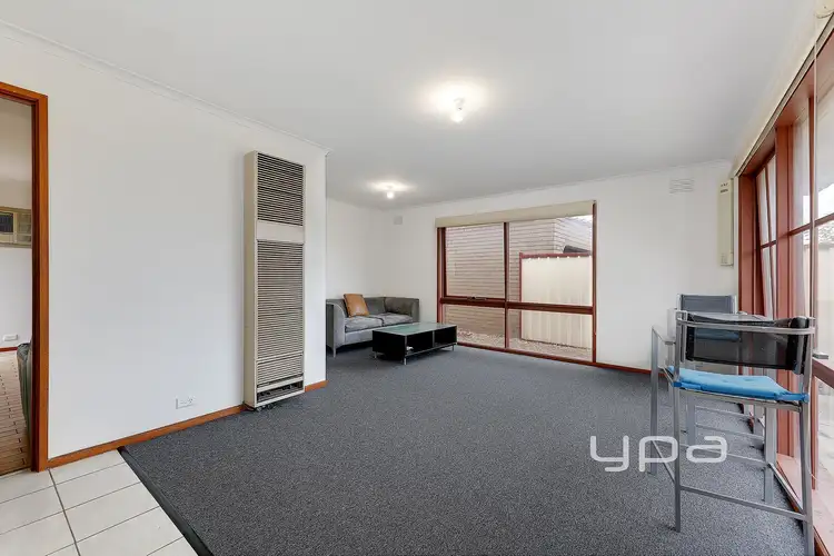 Fifth view of Homely house listing, 3 Longwood Court, Meadow Heights VIC 3048