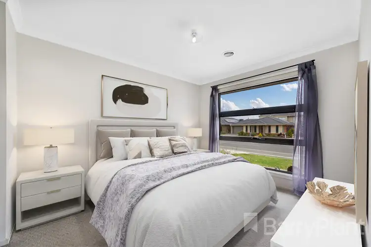 Sixth view of Homely house listing, 2/38 Willandra Boulevard, Harkness VIC 3337