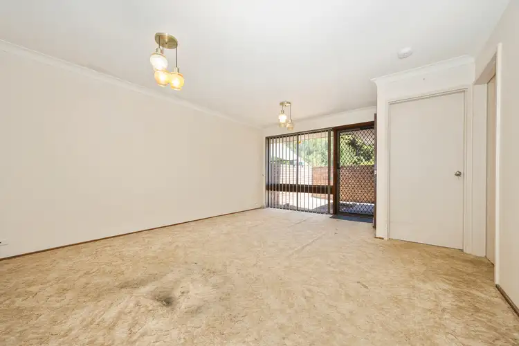 Third view of Homely semi-detached listing, 11 Exon Court, Camillo WA 6111
