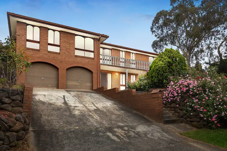 61 Manatunga Circuit, Greensborough VIC 3088