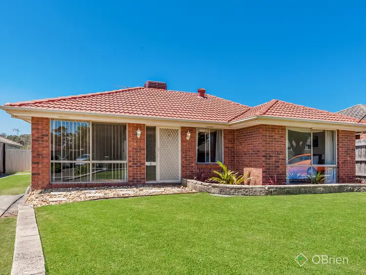 Second view of Homely house listing, 6 Hailes Court, Carrum Downs VIC 3201