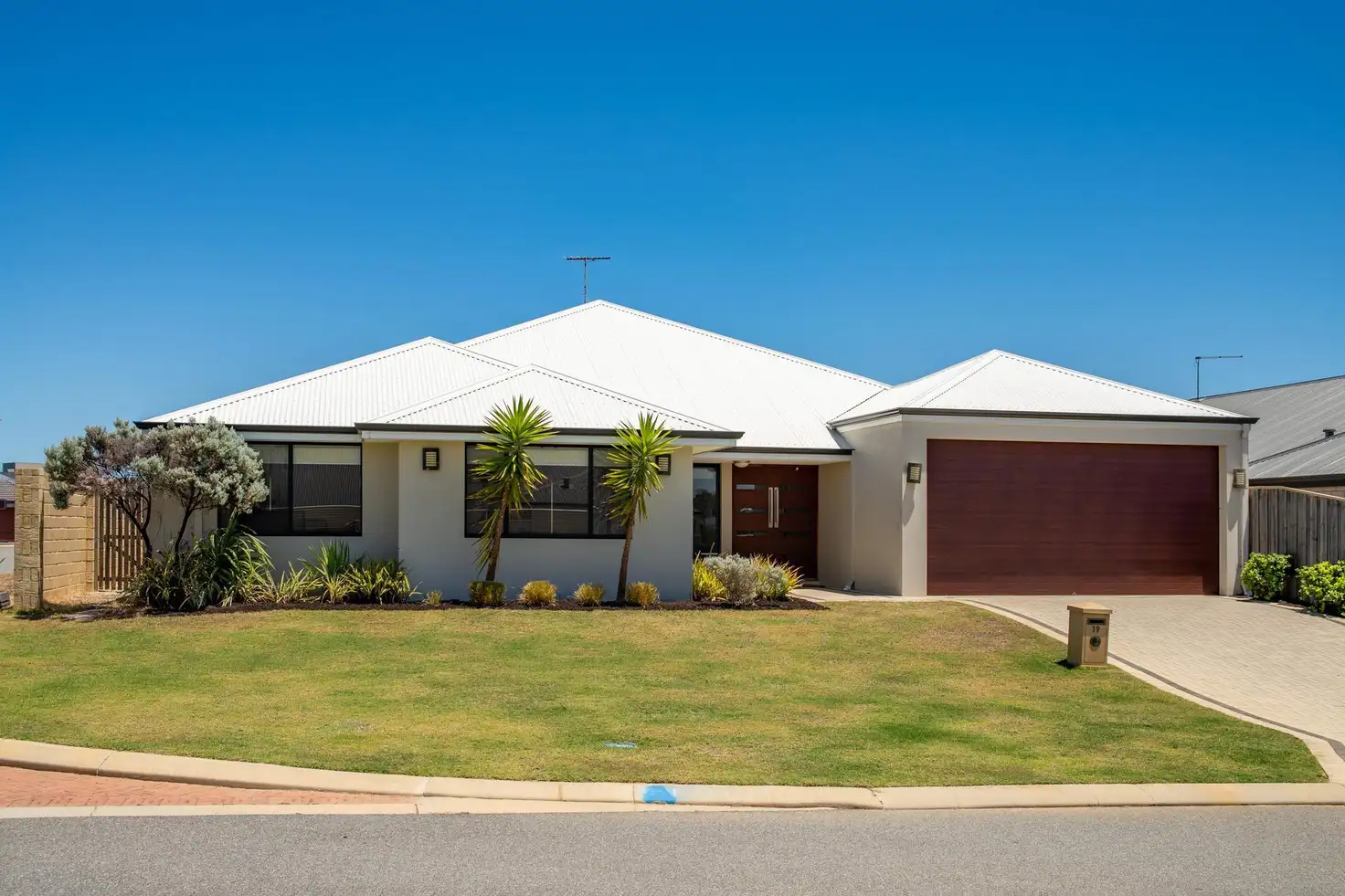 Main view of Homely house listing, 19 Jennerae Bend, Halls Head WA 6210