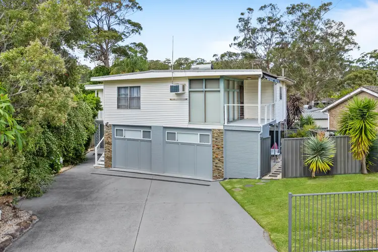 64 Patrick Crescent, Saratoga NSW 2251