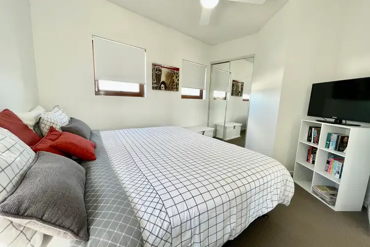Sixth view of Homely apartment listing, Level 10/1012/42 Surf Parade, Broadbeach QLD 4218