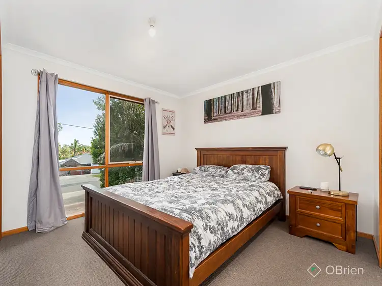 Sixth view of Homely house listing, 19 Rodney Court, Skye VIC 3977