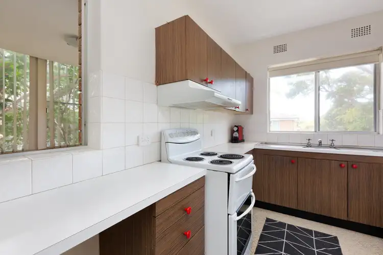 Fourth view of Homely unit listing, 4/120 Pacific Parade, Dee Why NSW 2099