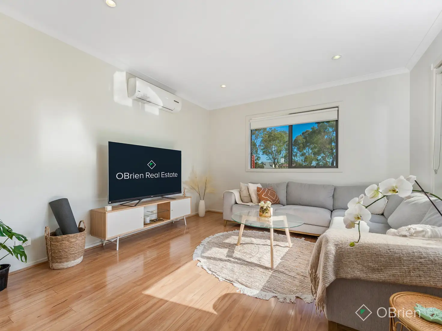 Main view of Homely townhouse listing, 31 Demmie Mews, Lyndhurst VIC 3975