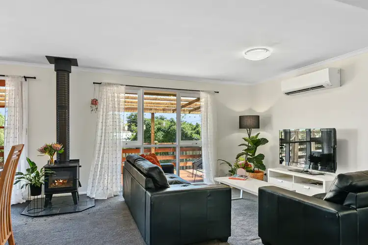 8 Parker Street, Carlton TAS 7173
