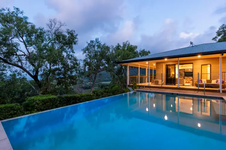 300 Mowbray River Road, Mowbray QLD 4877
