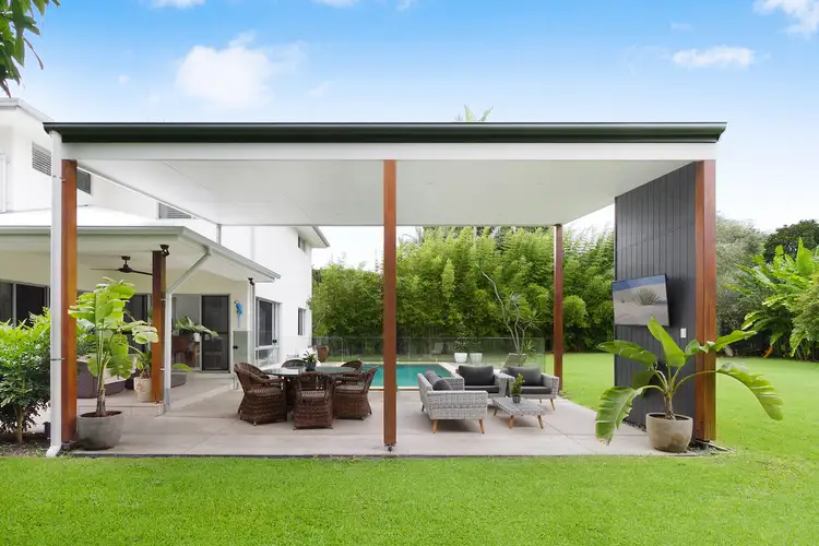 62 Oogar Street, Alexandra Headland QLD 4572