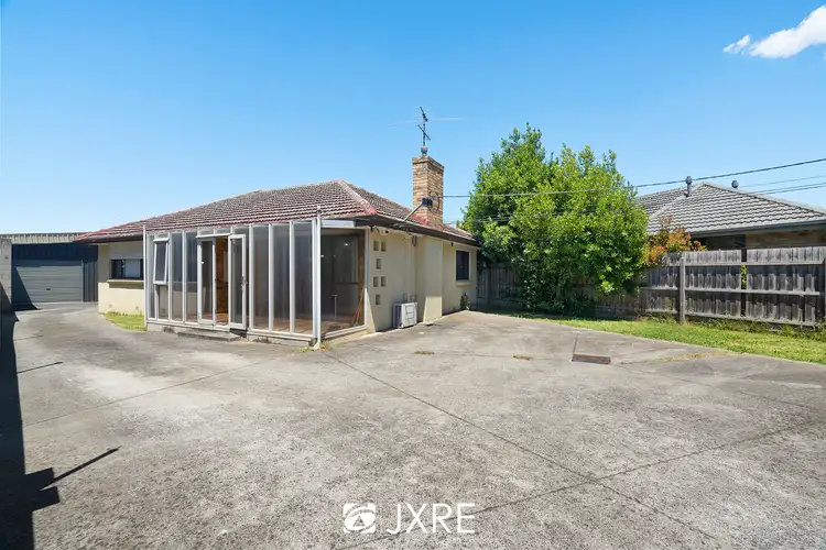 12 Eve Court, Springvale VIC 3171