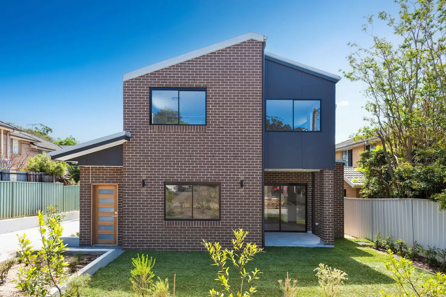 Main view of Homely townhouse listing, 2/7 Vermont Street, Sutherland NSW 2232