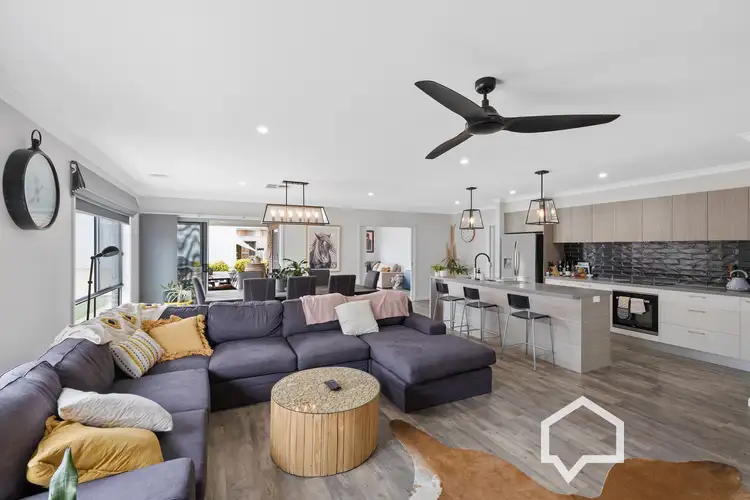 Second view of Homely house listing, 8 Weeks Road, Ascot VIC 3551