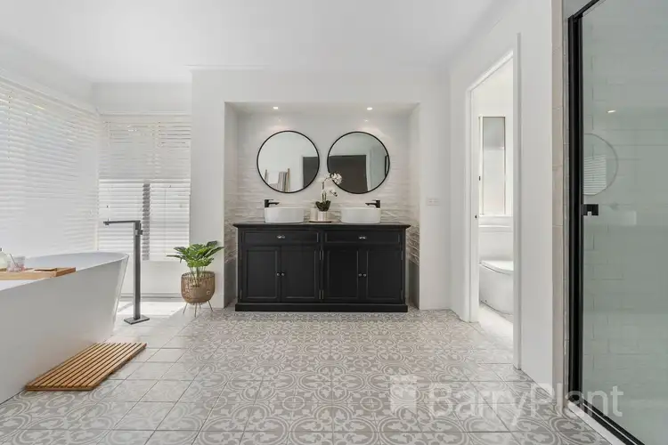 Second view of Homely house listing, 5 Sholden Court, Wandana Heights VIC 3216