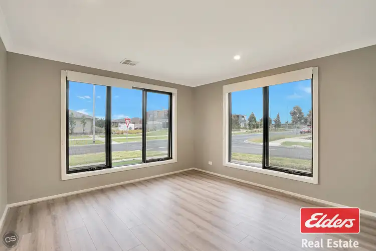 Fifth view of Homely house listing, 7 Treeve Parkway, Werribee VIC 3030
