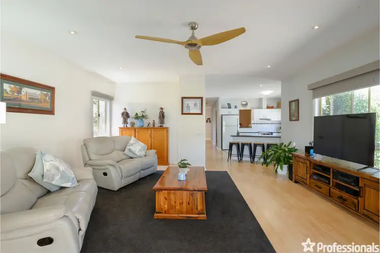 Fifth view of Homely house listing, 2 Tarhilla Drive, Launching Place VIC 3139
