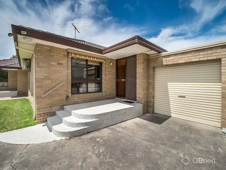 Main view of Homely unit listing, 2/18 Rosella Street, Murrumbeena VIC 3163