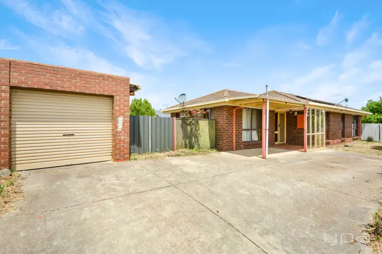 Second view of Homely house listing, 84 Silvereye Crescent, Werribee VIC 3030
