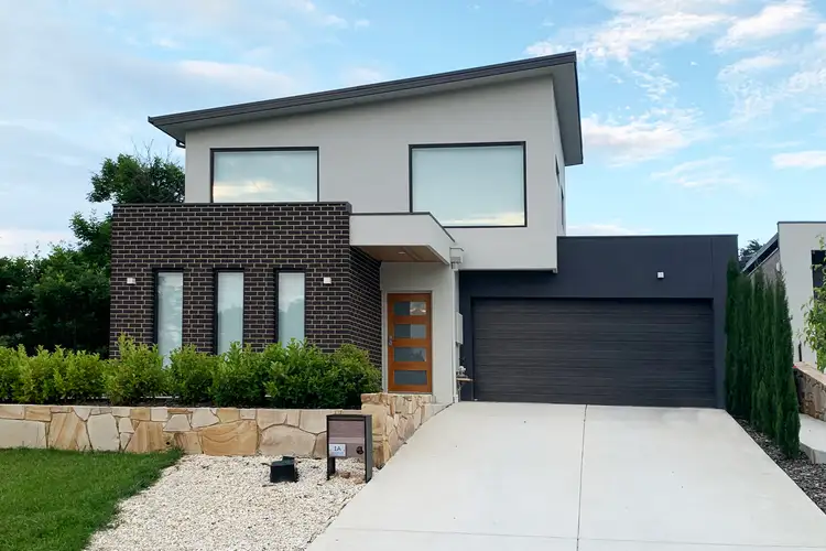 1A Beedham Place, Lyons ACT 2606