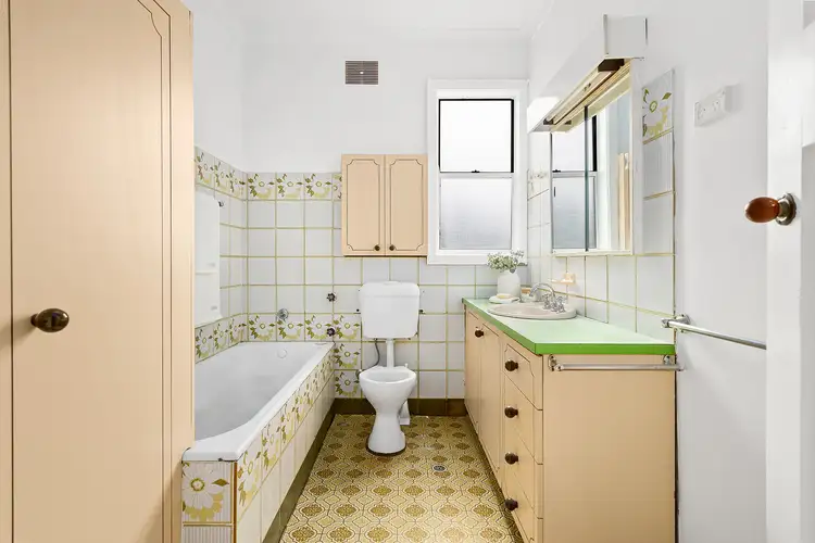 Sixth view of Homely house listing, 33 Kingston Street, Oak Flats NSW 2529