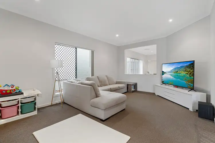 Second view of Homely house listing, 5 Tewantin Way, Waterford QLD 4133