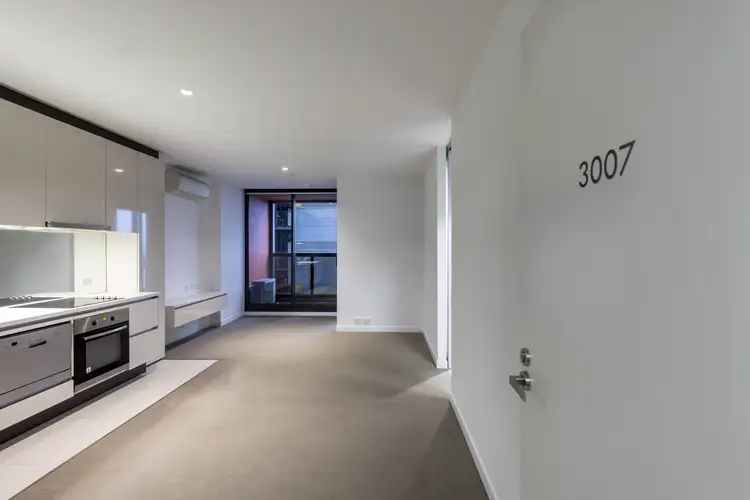 Fifth view of Homely apartment listing, Level 30/3007/639 Lonsdale Street, Melbourne VIC 3000