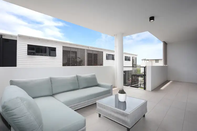 Third view of Homely unit listing, 207/66 Bay Terrace, Wynnum QLD 4178